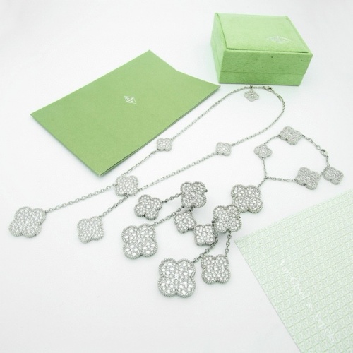 Van Cleef &amp; Arpels Jewelry Set For Women #1262954 $98.00 USD, Wholesale Replica Van Cleef &amp; Arpels Jewelry Set