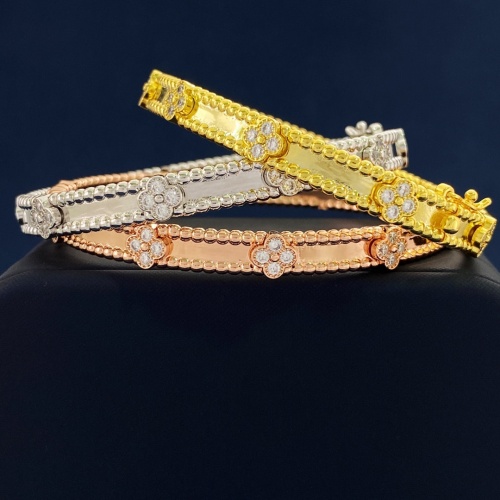 Replica Van Cleef & Arpels Bracelets #1263012 $32.00 USD for Wholesale