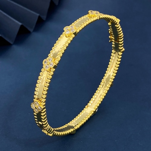 Van Cleef &amp; Arpels Bracelets #1263014 $32.00 USD, Wholesale Replica Van Cleef &amp; Arpels Bracelets