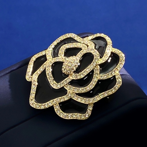 Chanel Brooches For Women #1263238 $34.00 USD, Wholesale Replica Chanel Brooches