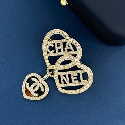 Chanel Brooches For Women #1263242 $34.00 USD, Wholesale Replica Chanel Brooches