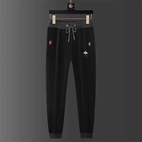 Replica Gucci Tracksuits Long Sleeved For Men #1263310 $98.00 USD for Wholesale