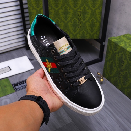 Replica Gucci Casual Shoes For Men #1266578 $76.00 USD for Wholesale