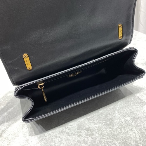 Replica Dolce & Gabbana D&G AAA Quality Messenger Bags For Women #1267026 $115.00 USD for Wholesale