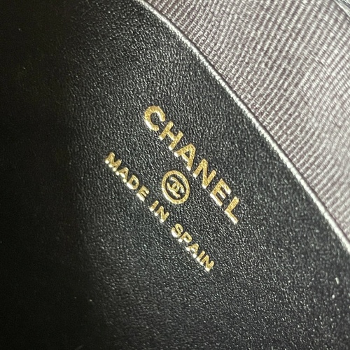 Replica Chanel AAA Quality Messenger Bags For Unisex #1267589 $112.00 USD for Wholesale