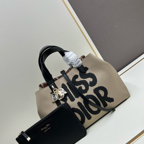 Christian Dior AAA Quality Handbags For Women #1267781 $100.00 USD, Wholesale Replica Christian Dior AAA Handbags