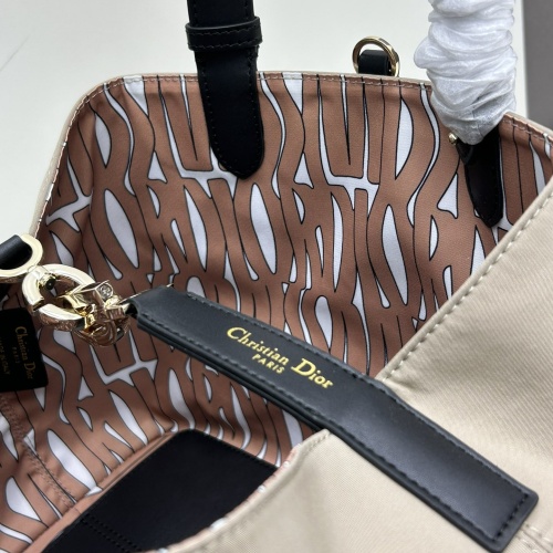 Replica Christian Dior AAA Quality Handbags For Women #1267781 $100.00 USD for Wholesale