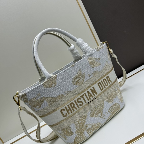 Replica Christian Dior AAA Quality Handbags For Women #1267795 $105.00 USD for Wholesale