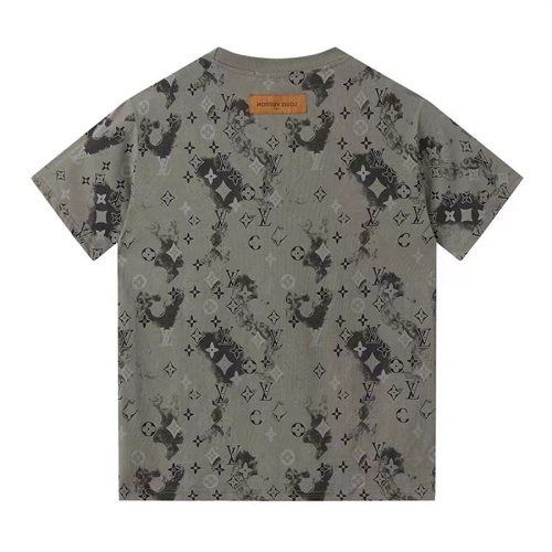 Replica Louis Vuitton LV T-Shirts Short Sleeved For Unisex #1268379 $34.00 USD for Wholesale