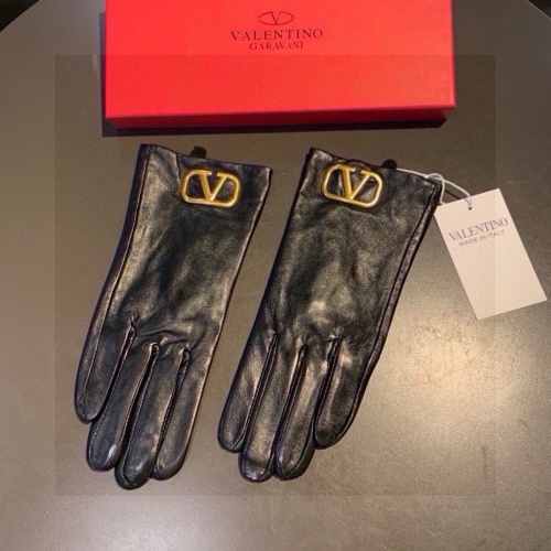 Valentino Gloves For Women #1269209 $60.00 USD, Wholesale Replica Valentino Gloves