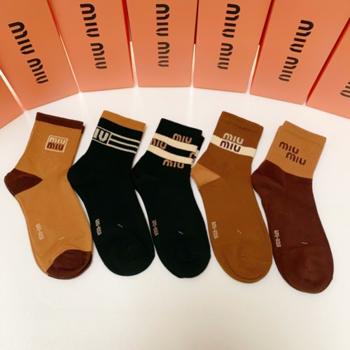 MIU MIU Socks #1269650 $27.00 USD, Wholesale Replica MIU MIU Socks