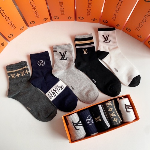 Replica Louis Vuitton LV Socks #1269654 $27.00 USD for Wholesale