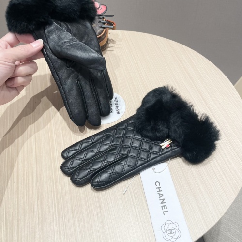 Replica Moncler Gloves For Women #1269689 $52.00 USD for Wholesale