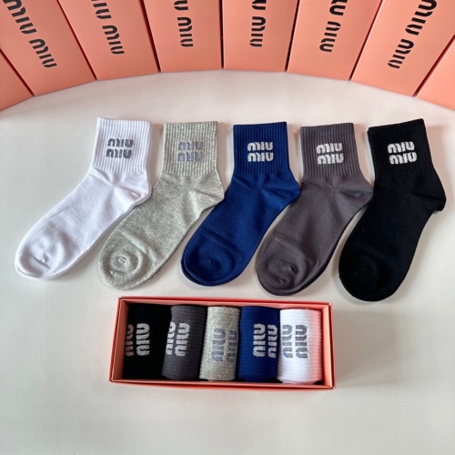 MIU MIU Socks #1269743 $27.00 USD, Wholesale Replica MIU MIU Socks