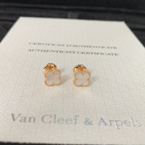 Van Cleef &amp; Arpels Earrings For Women #1269985 $45.00 USD, Wholesale Replica Van Cleef &amp; Arpels Earrings