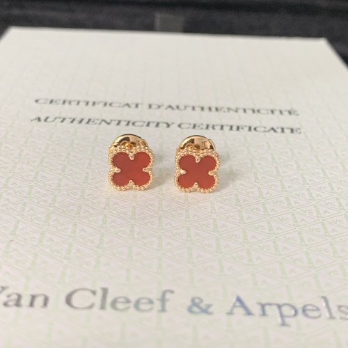 Van Cleef &amp; Arpels Earrings For Women #1269987 $45.00 USD, Wholesale Replica Van Cleef &amp; Arpels Earrings