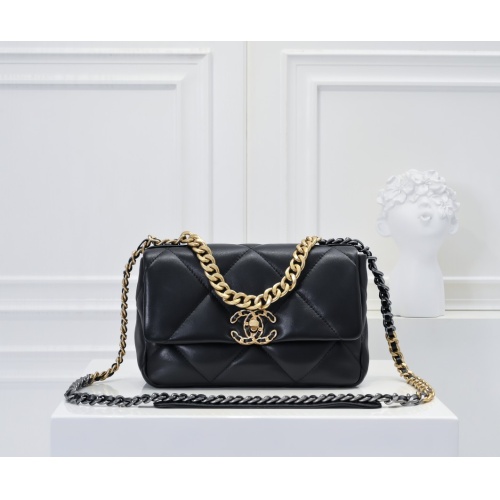 Chanel AAA Quality Messenger Bags For Women #1270153 $85.00 USD, Wholesale Replica Chanel AAA Messenger Bags