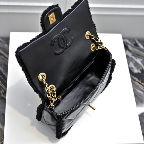 Replica Chanel AAA Quality Messenger Bags #1270169 $82.00 USD for Wholesale