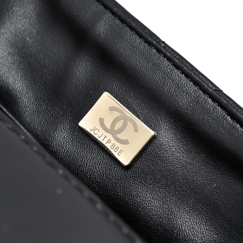 Replica Chanel AAA Quality Messenger Bags #1270169 $82.00 USD for Wholesale