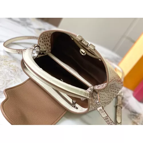 Replica Louis Vuitton AAA Quality Messenger Bags For Women #1270558 $96.00 USD for Wholesale