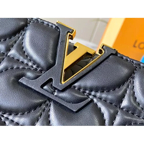 Replica Louis Vuitton AAA Quality Messenger Bags For Women #1270562 $92.00 USD for Wholesale