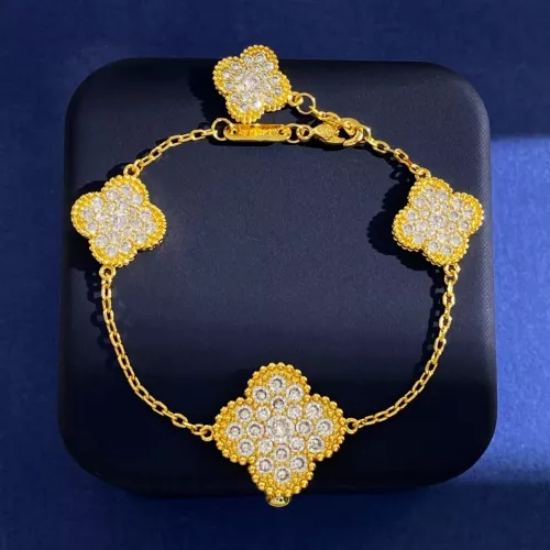 Van Cleef &amp; Arpels Bracelets For Women #1270668 $32.00 USD, Wholesale Replica 