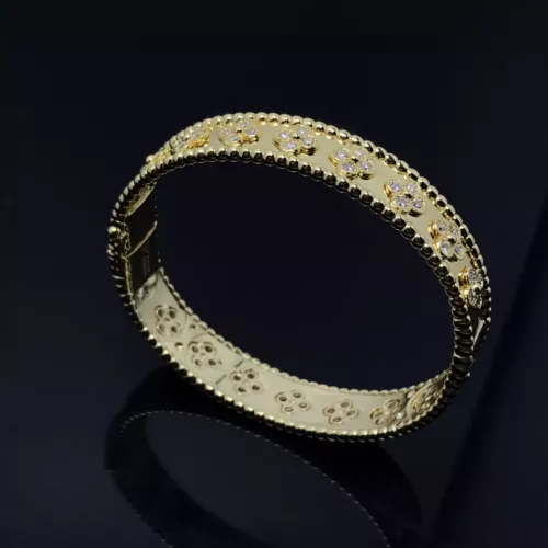 Van Cleef &amp; Arpels Bracelets #1270671 $56.00 USD, Wholesale Replica Van Cleef &amp; Arpels Bracelets