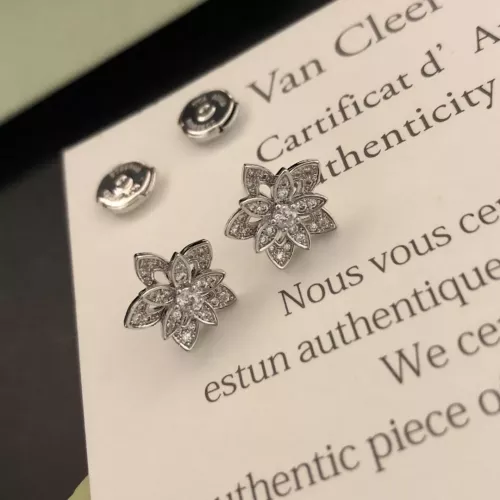 Replica Van Cleef & Arpels Earrings For Women #1270845 $32.00 USD for Wholesale