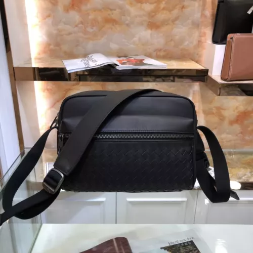 Bottega Veneta AAA Man Messenger Bags #1273885 $160.00 USD, Wholesale Replica Bottega Veneta AAA Man Messenger Bags