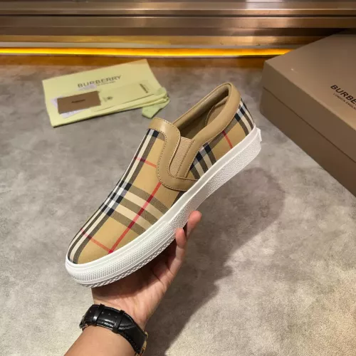 Replica Burberry Casual Shoes For Men #1275024 $105.00 USD for Wholesale