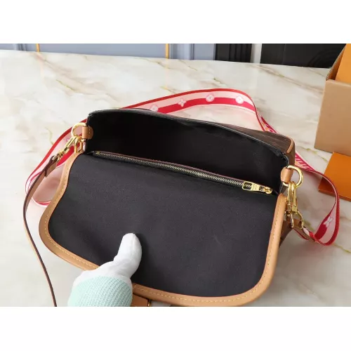 Replica Louis Vuitton AAA Quality Messenger Bags For Women #1275194 $56.00 USD for Wholesale