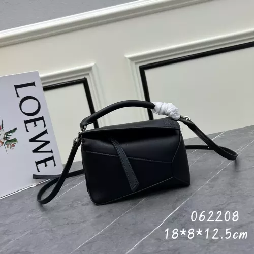 LOEWE AAA Quality Messenger Bags For Women #1276248 $122.00 USD, Wholesale Replica LOEWE AAA Messenger Bags