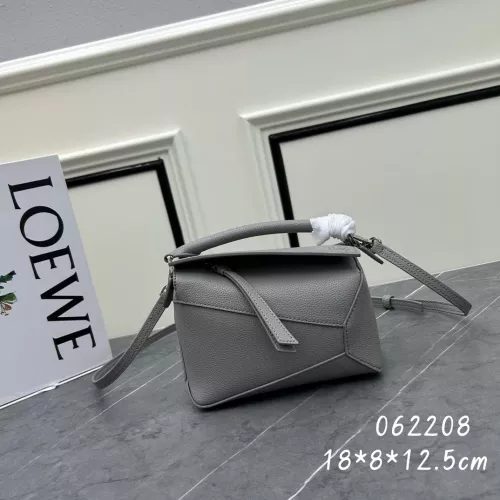 LOEWE AAA Quality Messenger Bags For Women #1276252 $122.00 USD, Wholesale Replica LOEWE AAA Messenger Bags