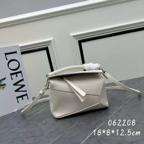 LOEWE AAA Quality Messenger Bags For Women #1276254 $122.00 USD, Wholesale Replica LOEWE AAA Messenger Bags