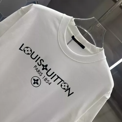 Replica Louis Vuitton LV T-Shirts Short Sleeved For Unisex #1276412 $42.00 USD for Wholesale