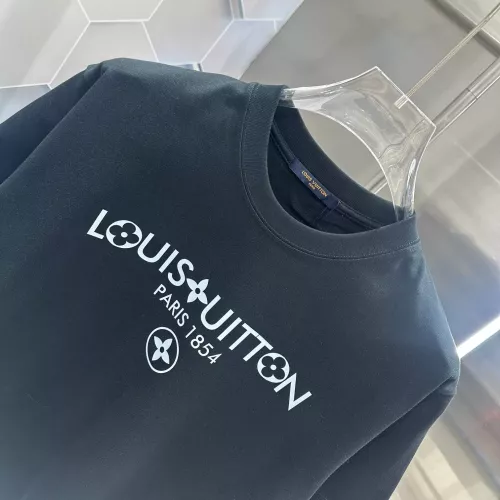 Replica Louis Vuitton LV T-Shirts Short Sleeved For Unisex #1276413 $42.00 USD for Wholesale