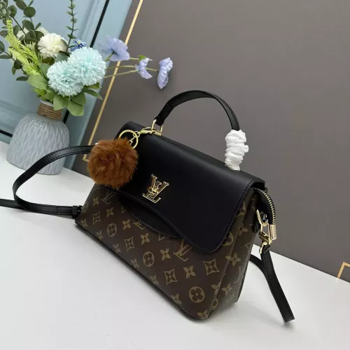 Louis Vuitton AAA Quality Messenger Bags For Women #1276572 $96.00 USD, Wholesale Replica Louis Vuitton AAA Quality Messenger Bags