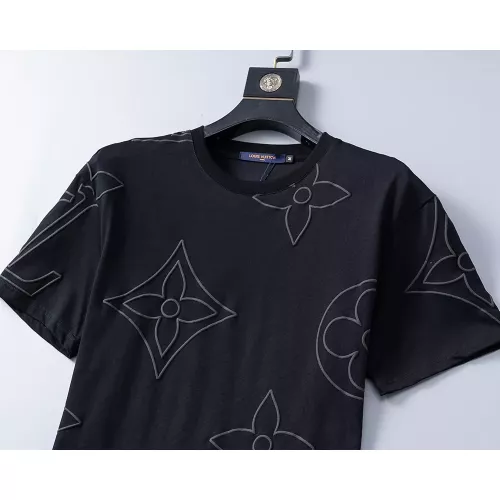 Replica Louis Vuitton LV T-Shirts Short Sleeved For Men #1277653 $25.00 USD for Wholesale