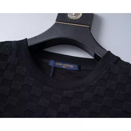 Replica Louis Vuitton LV T-Shirts Short Sleeved For Men #1277686 $25.00 USD for Wholesale