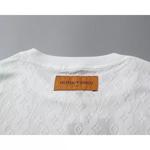 Replica Louis Vuitton LV T-Shirts Short Sleeved For Men #1277722 $25.00 USD for Wholesale