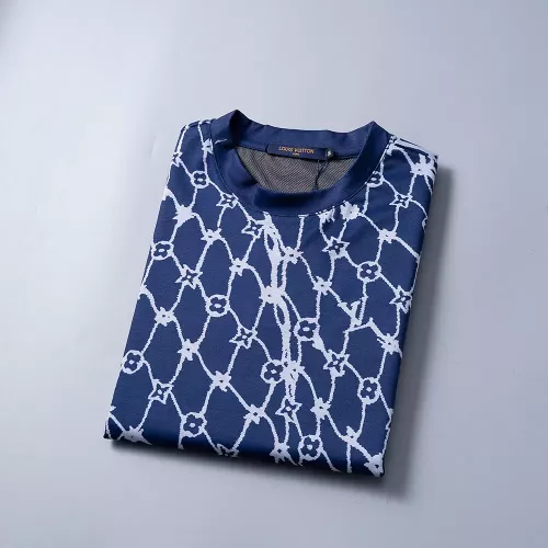 Replica Louis Vuitton LV T-Shirts Short Sleeved For Men #1277746 $25.00 USD for Wholesale