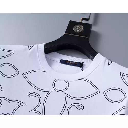 Replica Louis Vuitton LV T-Shirts Short Sleeved For Men #1277747 $25.00 USD for Wholesale