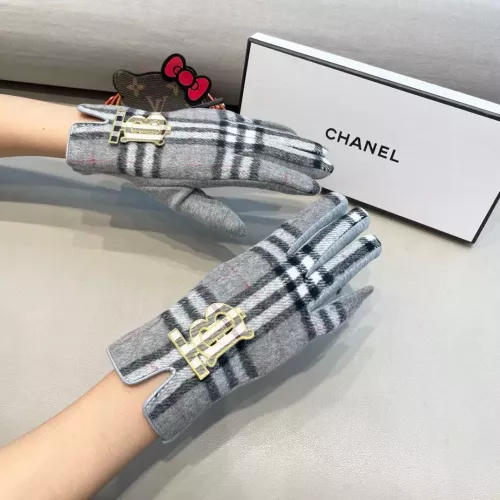 Replica Burberry Gloves #1279117 $40.00 USD for Wholesale