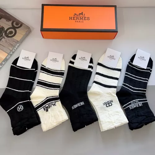 Replica Hermes Socks #1279671 $27.00 USD for Wholesale