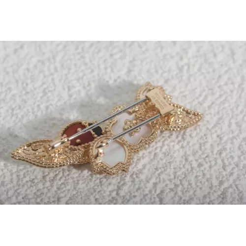 Replica Van Cleef & Arpels Brooches For Women #1280536 $72.00 USD for Wholesale