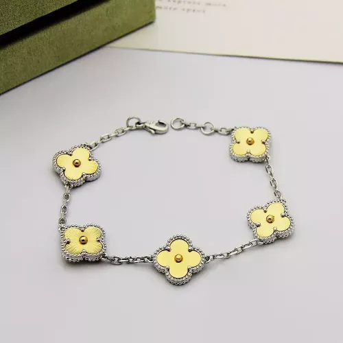 Van Cleef &amp; Arpels Bracelets For Women #1280909 $32.00 USD, Wholesale Replica Van Cleef &amp; Arpels Bracelets