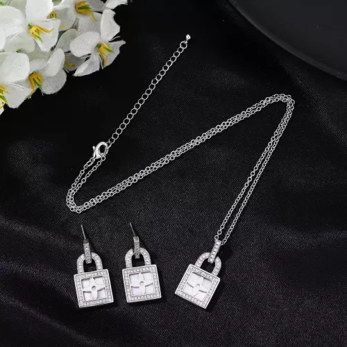 Louis Vuitton LV Jewelry Set For Women #1281356 $42.00 USD, Wholesale Replica Louis Vuitton LV Jewelry Set