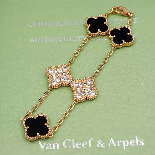 Van Cleef &amp; Arpels Bracelets For Women #1281671 $32.00 USD, Wholesale Replica Van Cleef &amp; Arpels Bracelets