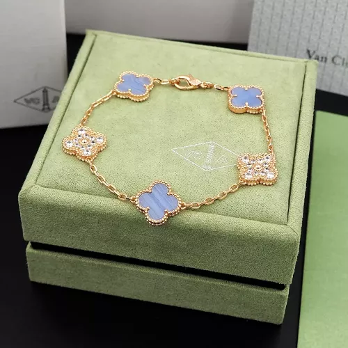 Van Cleef &amp; Arpels Bracelets For Women #1281673 $32.00 USD, Wholesale Replica Van Cleef &amp; Arpels Bracelets