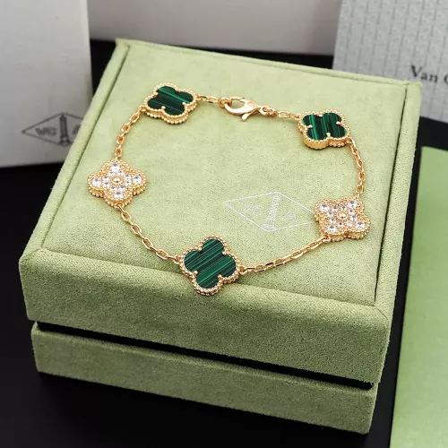 Van Cleef &amp; Arpels Bracelets For Women #1281675 $32.00 USD, Wholesale Replica Van Cleef &amp; Arpels Bracelets